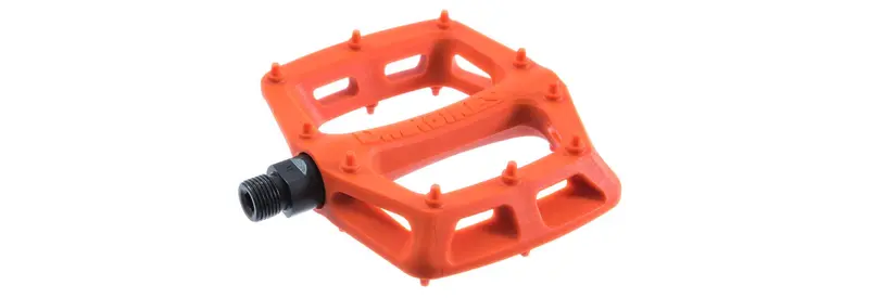 DMR V6 Platform Pedals – Plastic Body with Chromoly Axles